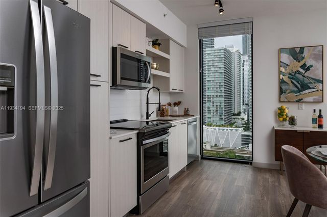 221 SW 12th St 404, Miami, FL 33130