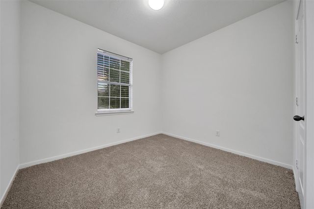 18906 Knobby Oaks Place, Magnolia, TX 77355