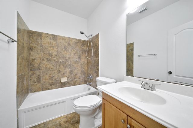 18906 Knobby Oaks Place, Magnolia, TX 77355