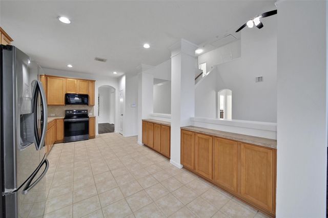 18906 Knobby Oaks Place, Magnolia, TX 77355