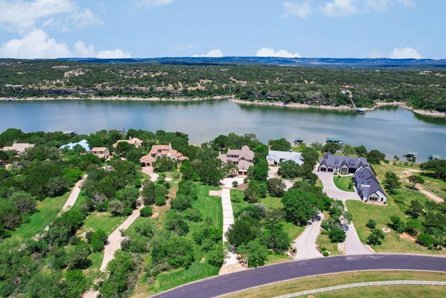 3004 Travis Lakeside DR, Spicewood, TX 78669