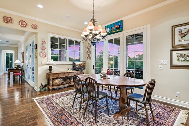 3004 Travis Lakeside DR, Spicewood, TX 78669