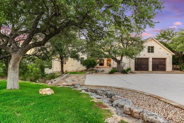 3004 Travis Lakeside DR, Spicewood, TX 78669