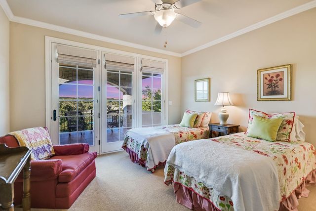 3004 Travis Lakeside DR, Spicewood, TX 78669