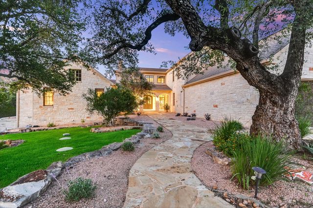 3004 Travis Lakeside DR, Spicewood, TX 78669