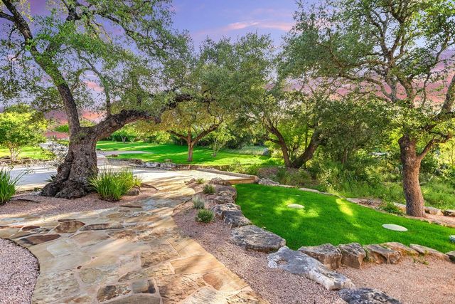3004 Travis Lakeside DR, Spicewood, TX 78669