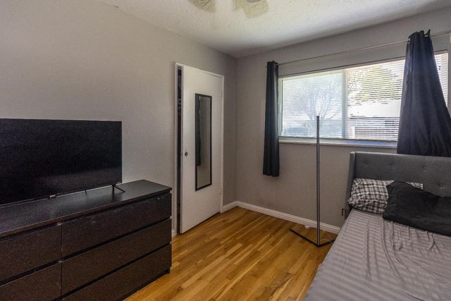 4281 N 5th Street, Fresno, CA 93726