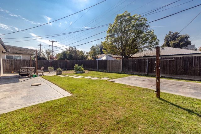 4281 N 5th Street, Fresno, CA 93726