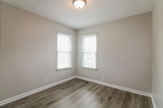 5944 Colchester Dr, Hermitage, TN 37076