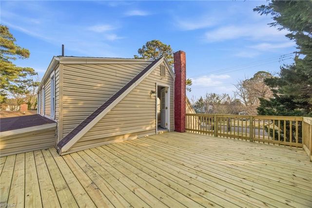 1654 E Bayview BLVD, Norfolk, VA 23503