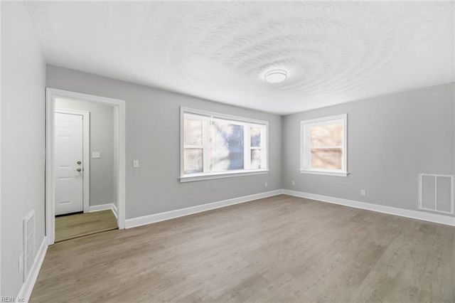 1654 E Bayview BLVD, Norfolk, VA 23503