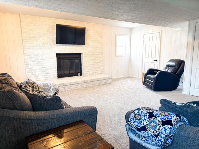 4819 Calvin Drive, Columbus, OH 43227