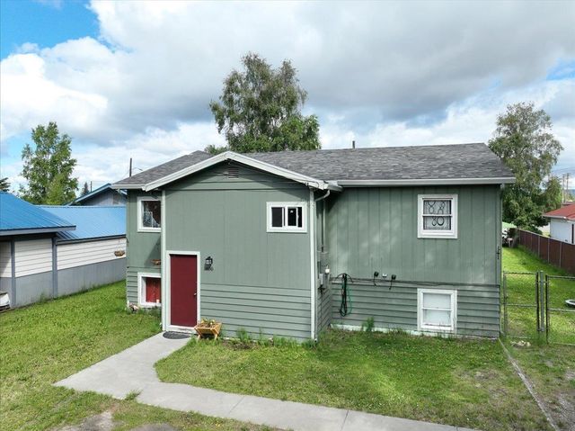 1406 2ND AVENUE, Fairbanks, AK 99701