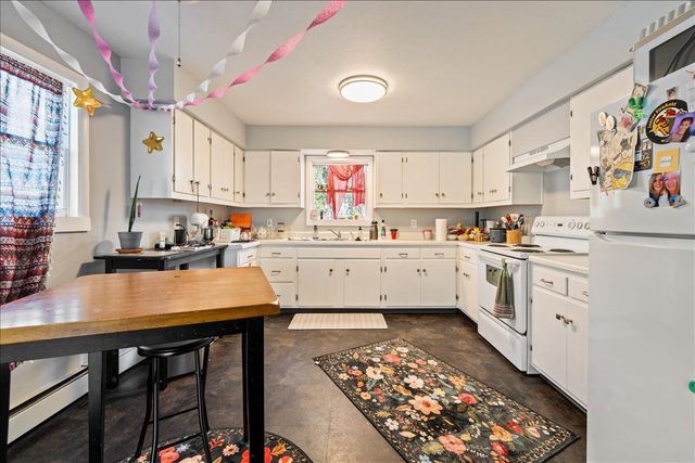 1406 2ND AVENUE, Fairbanks, AK 99701