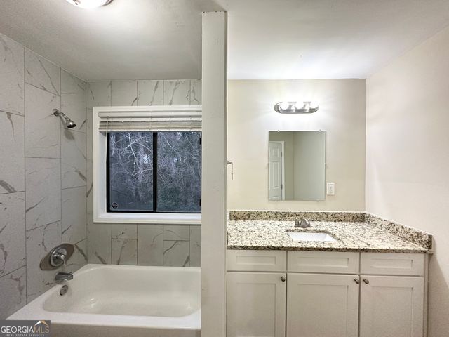 3880 Springleaf Court, Stone Mountain, GA 30083
