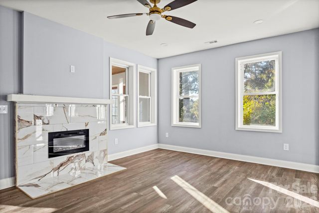 1011 N 14th Street, Bessemer City, NC 28016