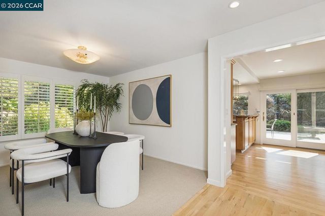 1555 Pebblebrook Ct, Walnut Creek, CA 94596