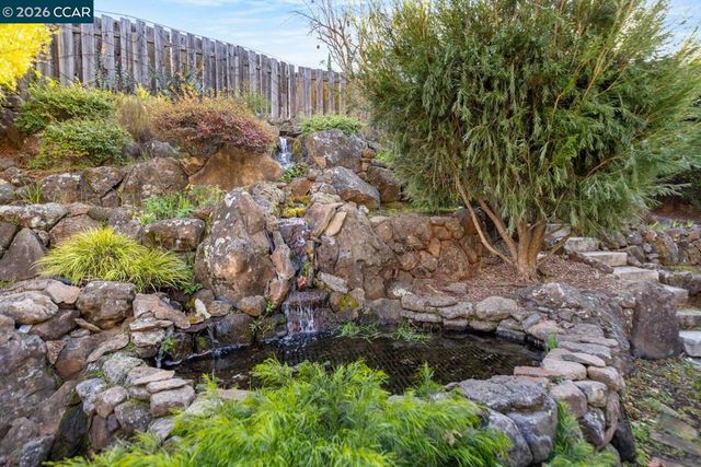 1555 Pebblebrook Ct, Walnut Creek, CA 94596