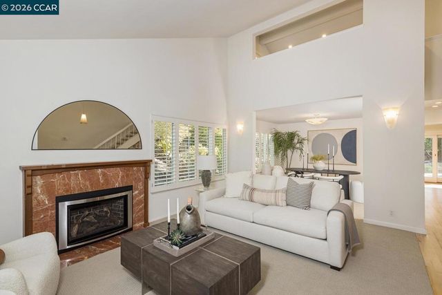 1555 Pebblebrook Ct, Walnut Creek, CA 94596