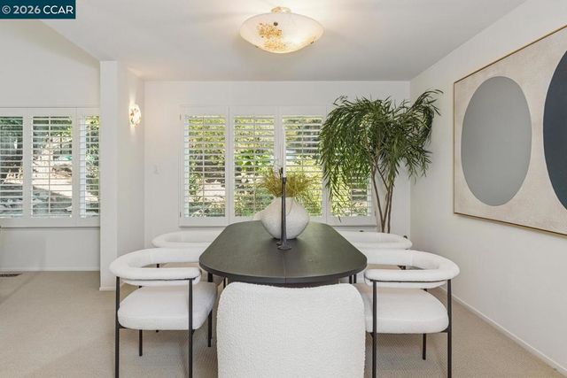 1555 Pebblebrook Ct, Walnut Creek, CA 94596