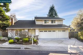 1555 Pebblebrook Ct, Walnut Creek, CA 94596