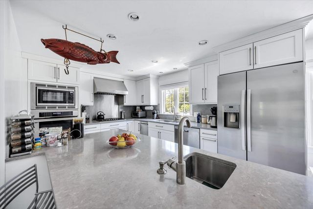108 Wintergreen Lane, Brewster, MA 02631