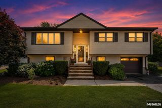 11 Monnett Street, Little Ferry, NJ 07643