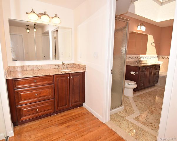 207-22 Jordan Drive 93 U, Bayside, NY 11360