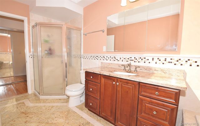 207-22 Jordan Drive 93 U, Bayside, NY 11360