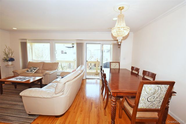 207-22 Jordan Drive 93 U, Bayside, NY 11360