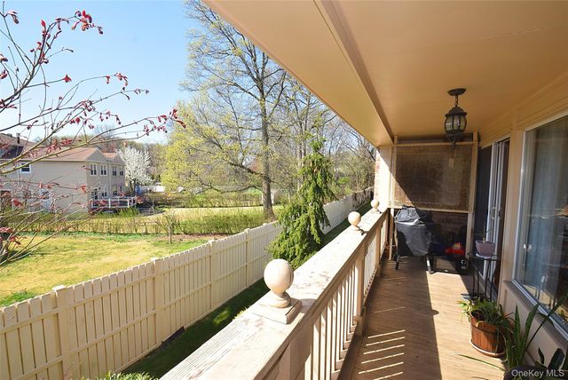 207-22 Jordan Drive 93 U, Bayside, NY 11360
