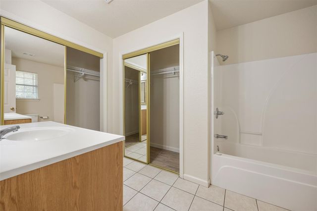 21513 Pershing Ave A, Lago Vista, TX 78645