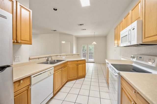 21513 Pershing Ave A, Lago Vista, TX 78645