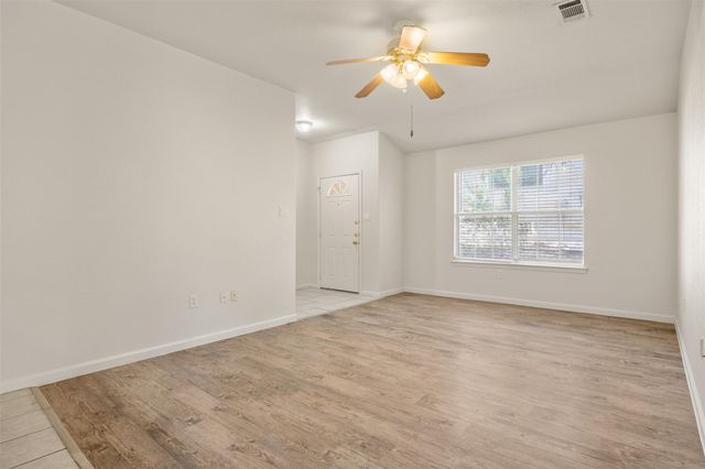 21513 Pershing Ave A, Lago Vista, TX 78645