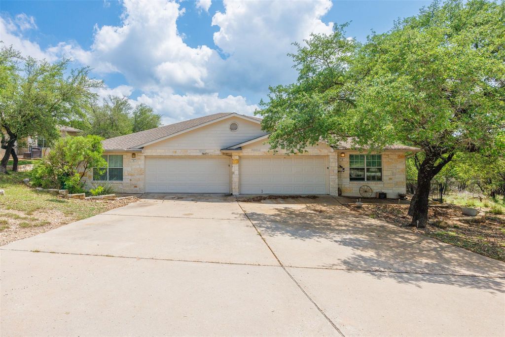 21513 Pershing Ave A, Lago Vista, TX 78645