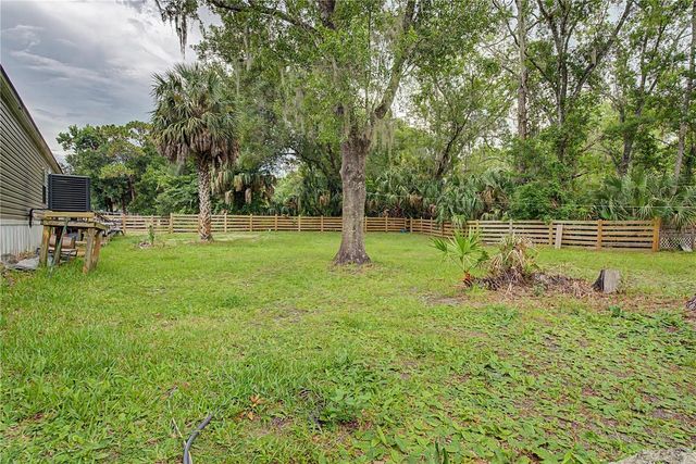 935 S CRYSTAL GROVE POINT, Homosassa, FL 34448