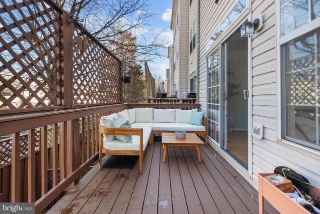 381 LIVERMORE LN, Alexandria, VA 22304