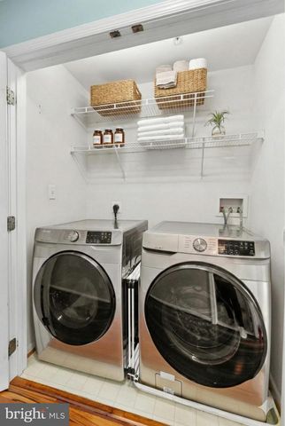 381 LIVERMORE LN, Alexandria, VA 22304