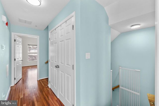 381 LIVERMORE LN, Alexandria, VA 22304