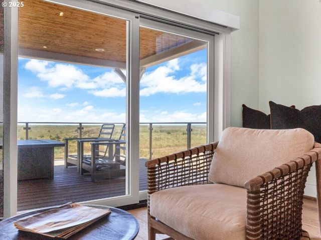 1398 N OCEAN Ave, Gearhart, OR 97138