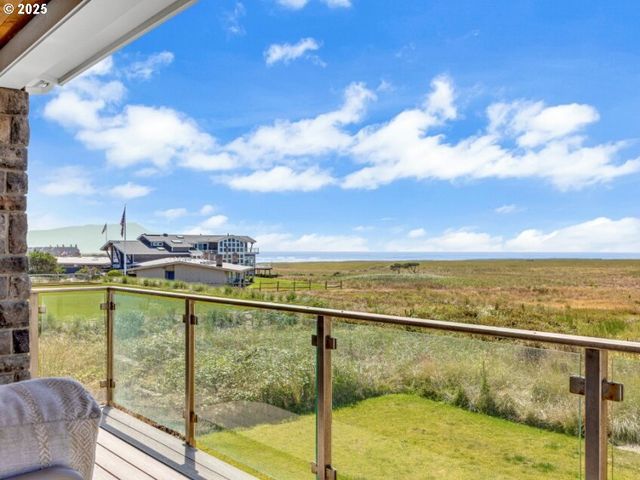 1398 N OCEAN Ave, Gearhart, OR 97138