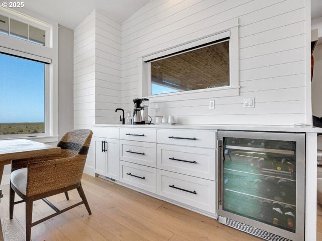 1398 N OCEAN Ave, Gearhart, OR 97138