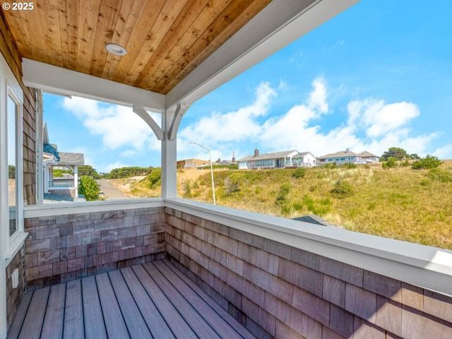 1398 N OCEAN Ave, Gearhart, OR 97138