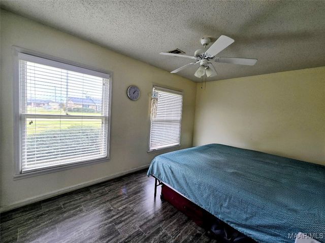 102 Pinehaardt Drive, Selma, AL 36701