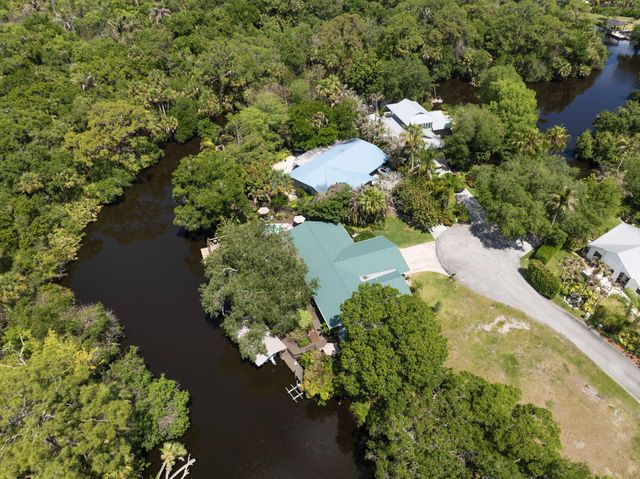207 Cardinal Trail, Stuart, FL 34997