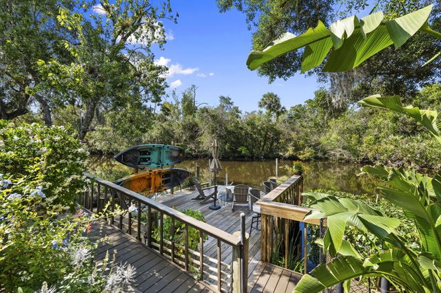 207 Cardinal Trail, Stuart, FL 34997