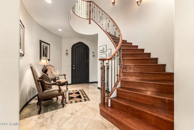 3418 E PYRENEES Pass, Phoenix, AZ 85018