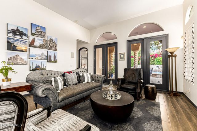 3418 E PYRENEES Pass, Phoenix, AZ 85018