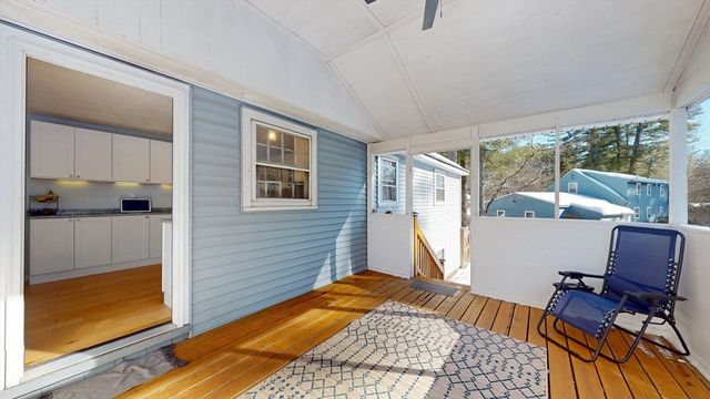 11 Maplewood Dr, Townsend, MA 01469