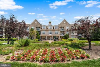 100 MIDDLESEX BLVD #304, Plainsboro, NJ 08536